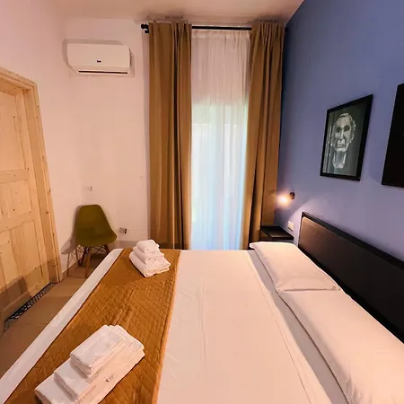Les De Francoise Guest house